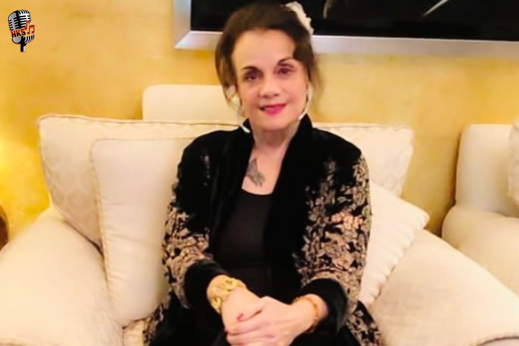 Actress Mumtaz discharged from hospital; is currently weak but recovering